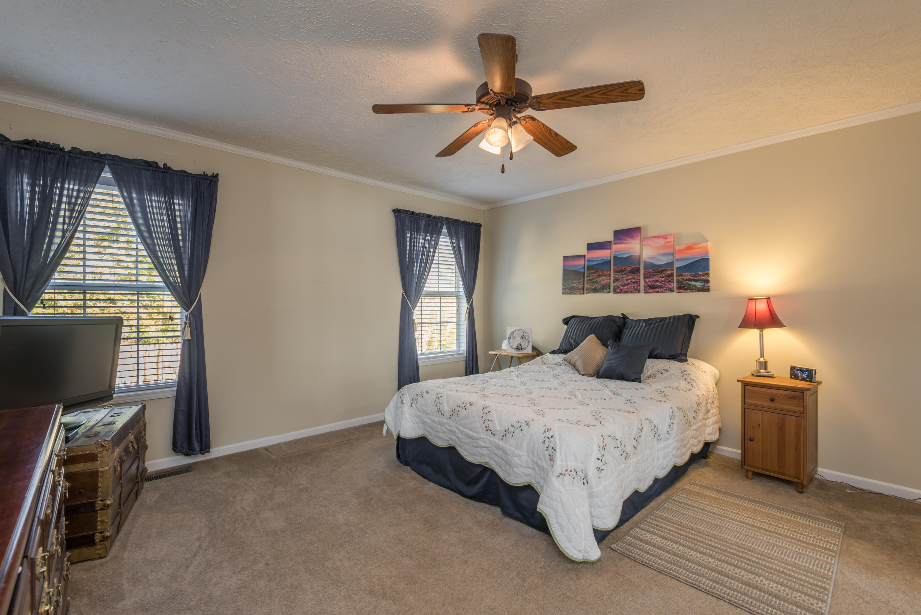 226 Loggers Lane Clinton, TN 37716 - Photo 16 of 34 226LoggersLn-13