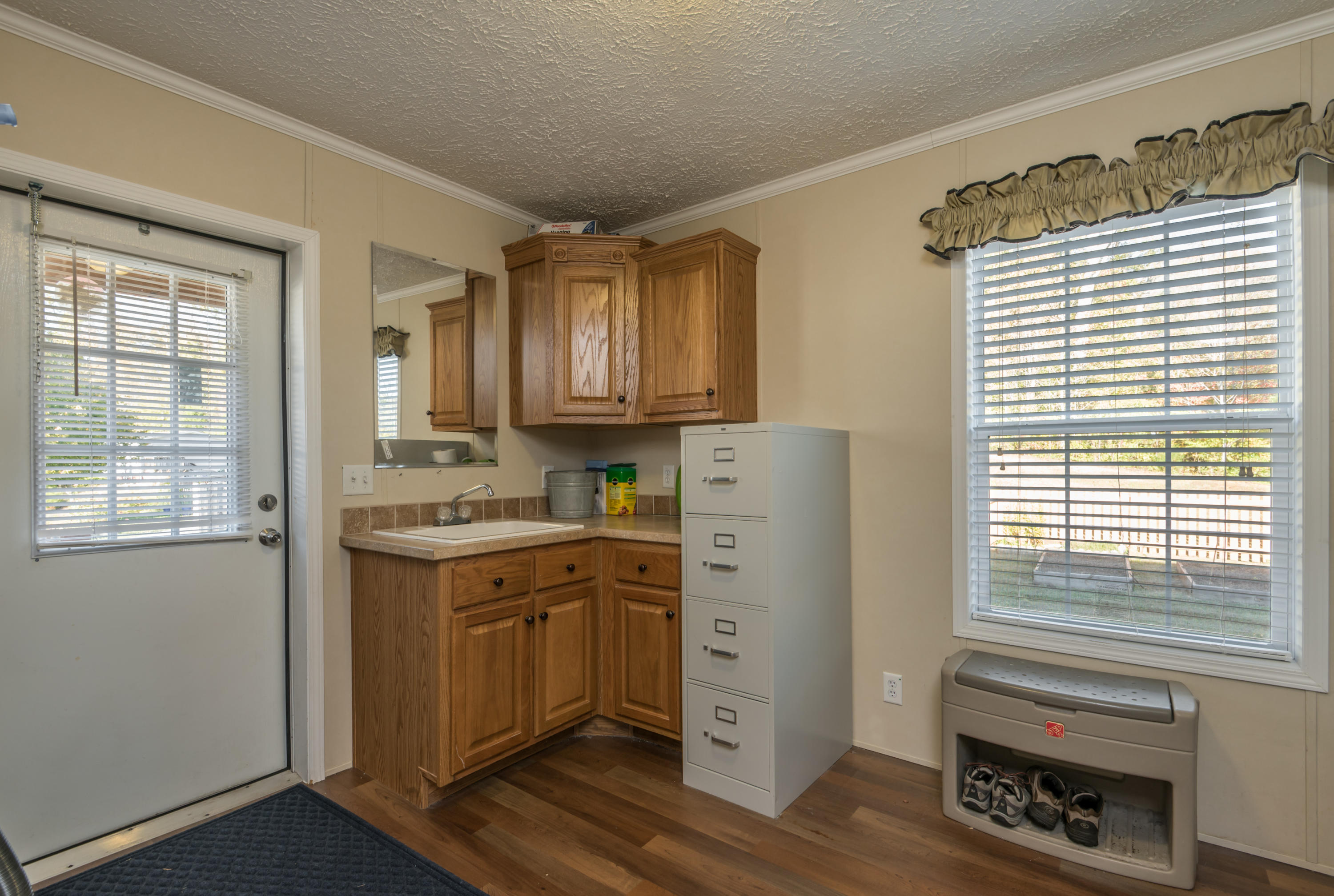 226 Loggers Lane Clinton, TN 37716 - Photo 25 of 34 226LoggersLn-22