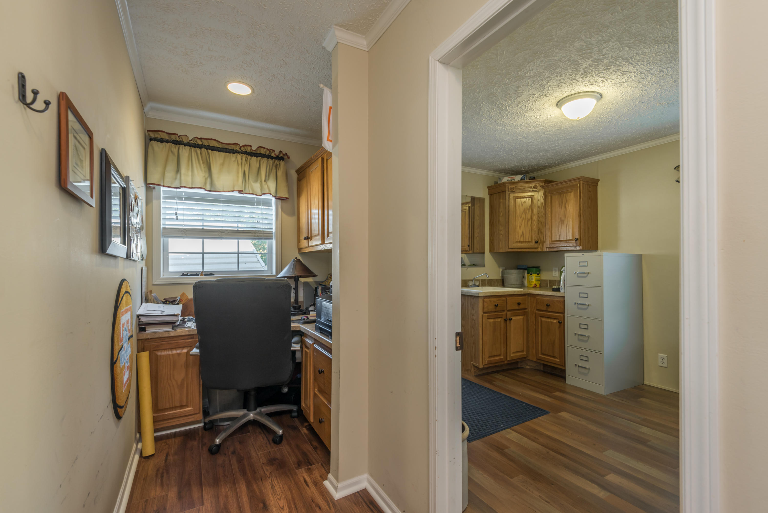 226 Loggers Lane Clinton, TN 37716 - Photo 27 of 34 226LoggersLn-24