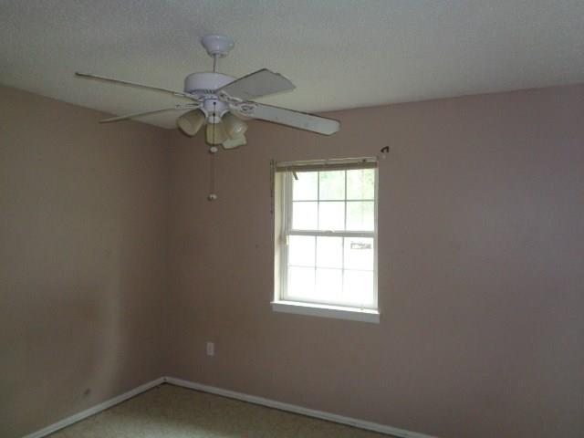 1917 Madewood Road Laplace, LA 70068 - Photo 8 of 10 Gallery Image 8