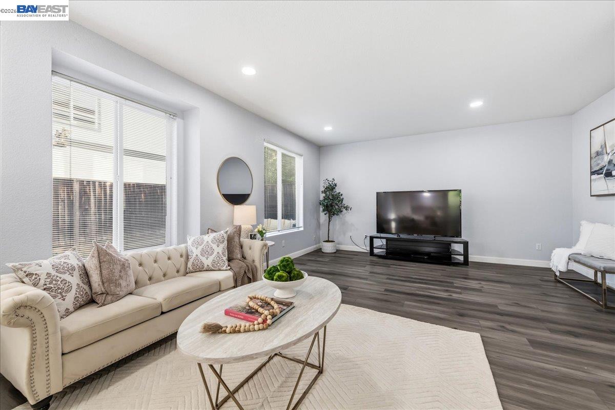 4708 Finch Way Dublin, CA 94568 - Photo 13 of 47