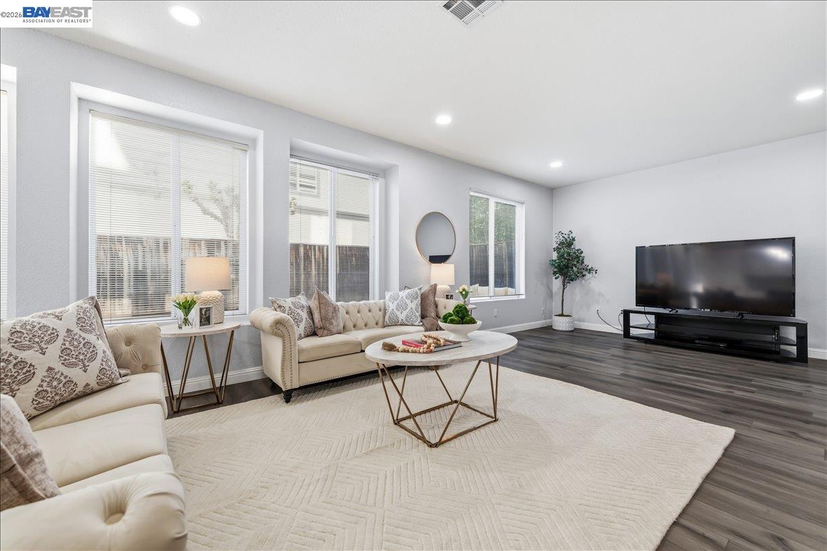 4708 Finch Way Dublin, CA 94568 - Photo 14 of 47