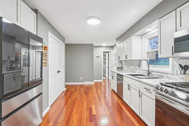 $355,000 | 207 Pauquette Drive, Poynette, WI 53955