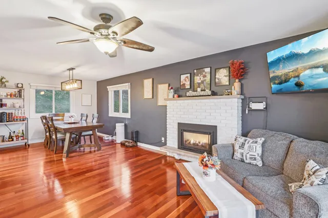 $355,000 | 207 Pauquette Drive, Poynette, WI 53955