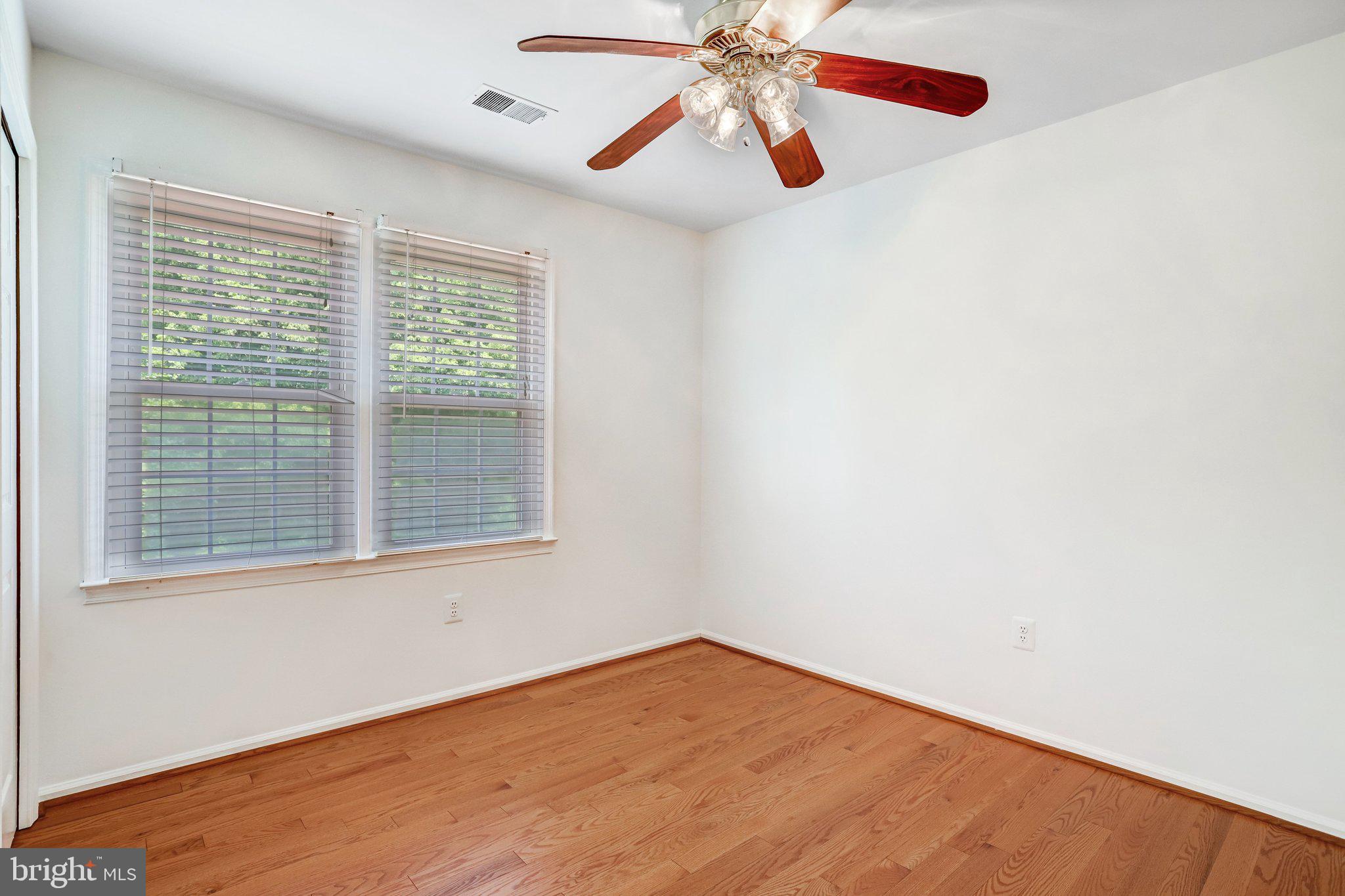 124 Environs Road Sterling, VA 20165 - Photo 42 of 62