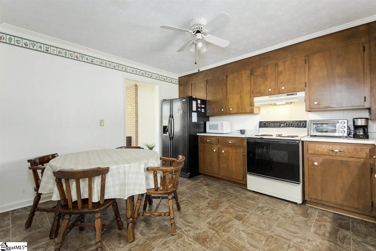 1435 North Old Pendleton Road Easley, SC 29642 - Photo 14 of 25