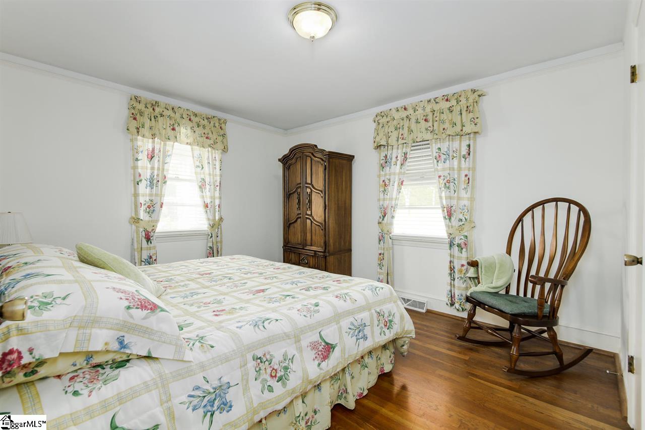 1435 North Old Pendleton Road Easley, SC 29642 - Photo 10 of 25