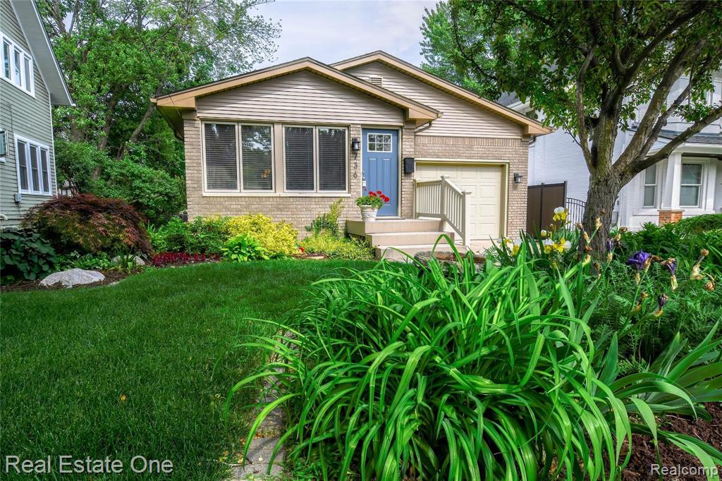 736 Ludlow Avenue Rochester, MI 48307 - Photo 2 of 42