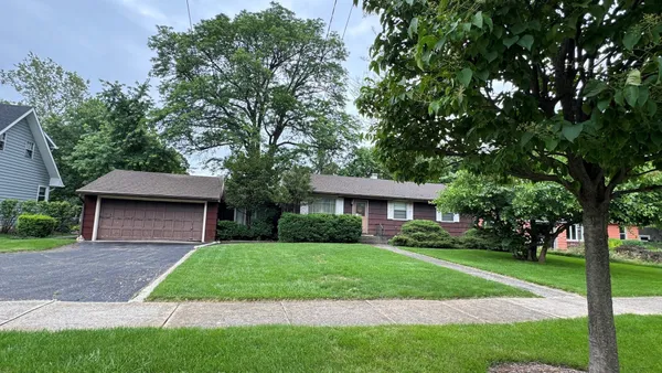 $495,000 | 814 East Illinois Street, Wheaton, IL 60187