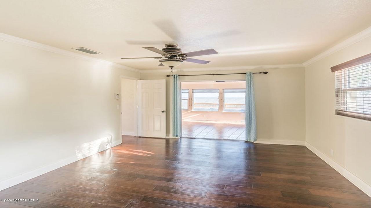 23 Country Club Road Cocoa Beach, FL 32931 - Photo 15 of 54 Spacious Master Bedroom