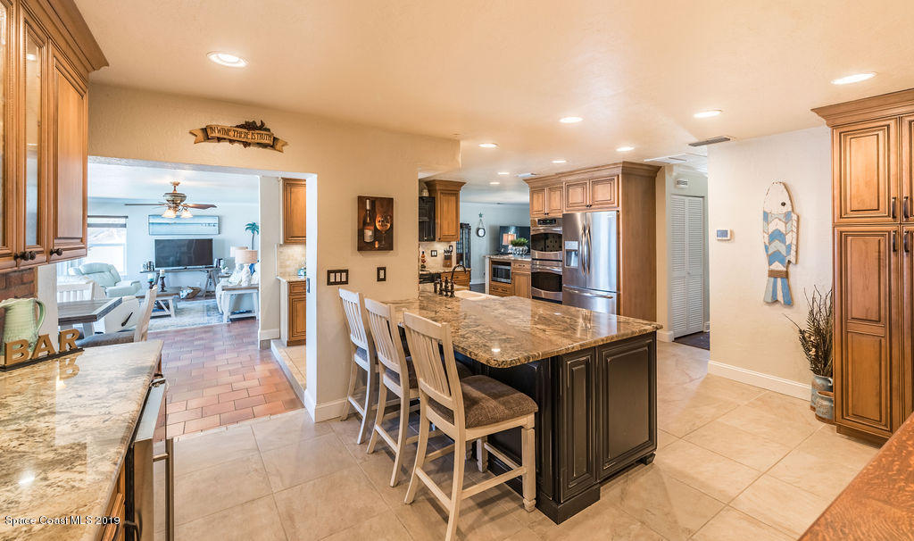 23 Country Club Road Cocoa Beach, FL 32931 - Photo 6 of 54 Breakfast Bar
