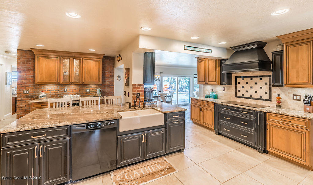 23 Country Club Road Cocoa Beach, FL 32931 - Photo 7 of 54 Huge Kitchen