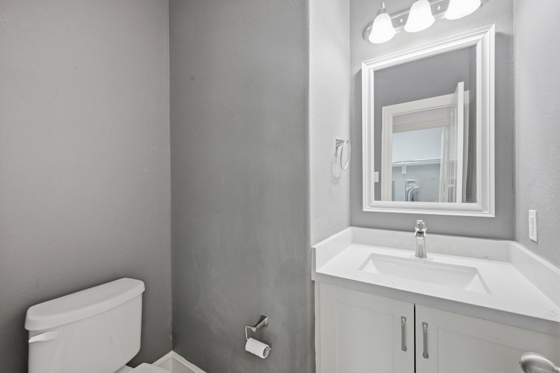 27971 Arden Trail Spring, TX 77386 - Photo 29 of 50 Guest bath.