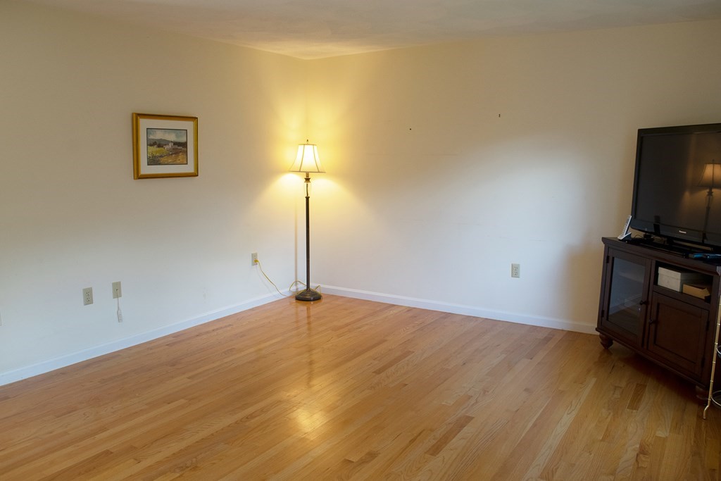 23 Deer Path, Unit 1 Maynard, MA 01754 - Photo 13 of 38 Gallery Image 13