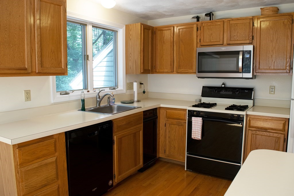 23 Deer Path, Unit 1 Maynard, MA 01754 - Photo 8 of 38 Gallery Image 8