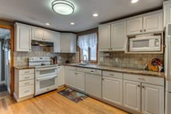 27 Dana Road Reading, MA 01867 - Photo 15 of 29 Gallery Image 15
