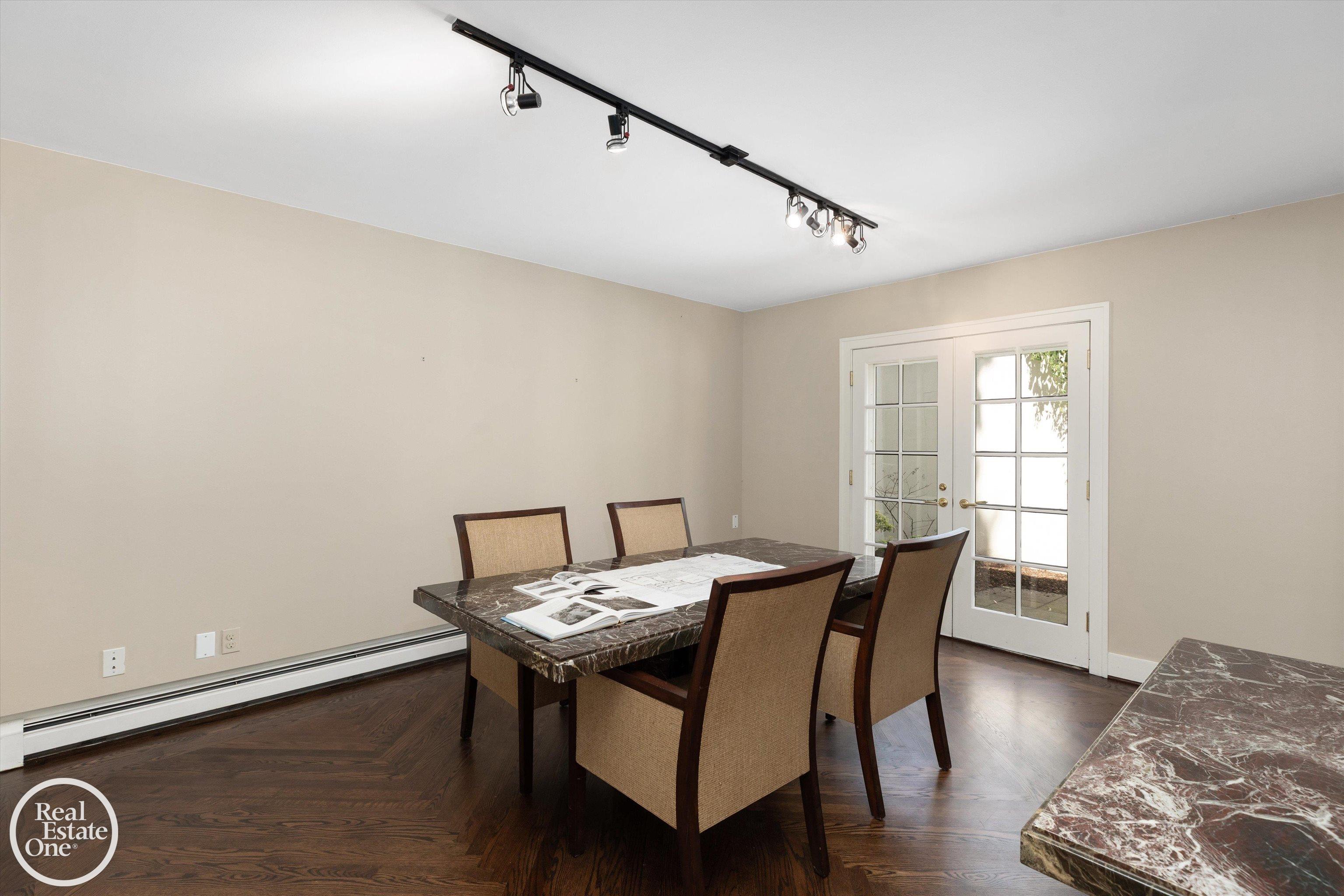 277 Lincoln Road Grosse Pointe, MI 48230 - Photo 25 of 63