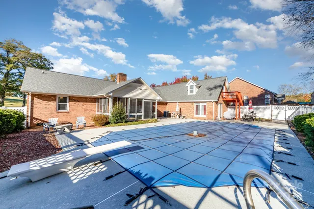 $550,000 | 2595 Shamrock Road, Harrisburg, NC 28075