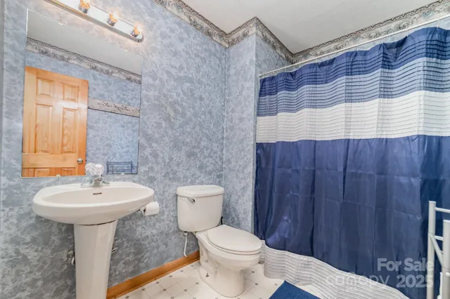 $575,000 | 2595 Shamrock Road, Harrisburg, NC 28075