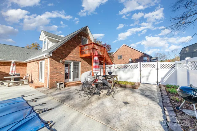 $575,000 | 2595 Shamrock Road, Harrisburg, NC 28075