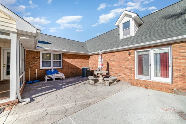 $575,000 | 2595 Shamrock Road, Harrisburg, NC 28075