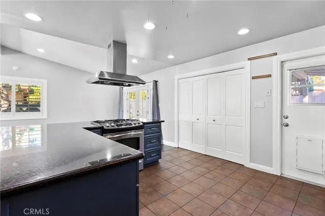 $4,200 | 22923 Leadwell Street, West Hills, CA 91307