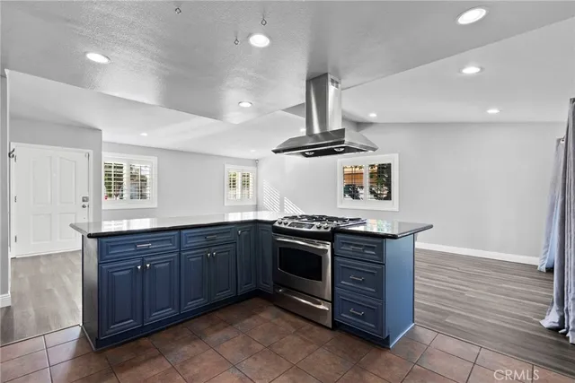 $4,200 | 22923 Leadwell Street, West Hills, CA 91307