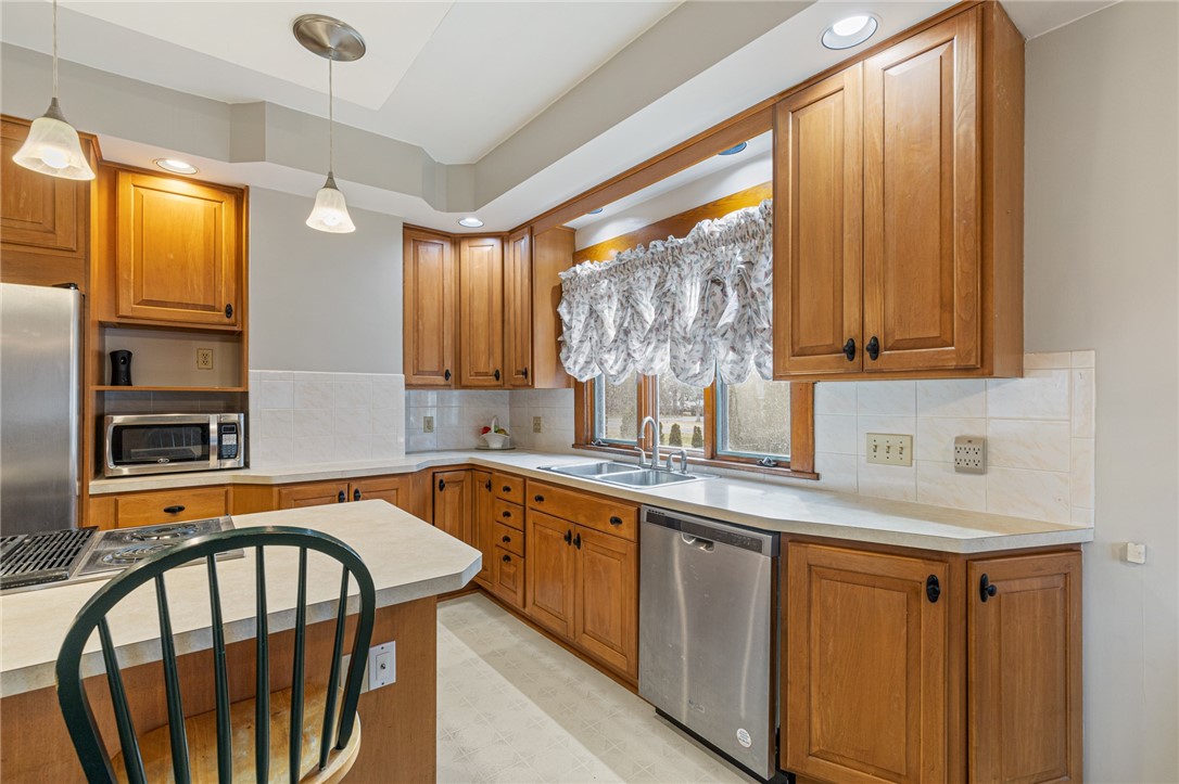 362 Seneca Road Irondequoit, NY 14622 - Photo 25 of 50