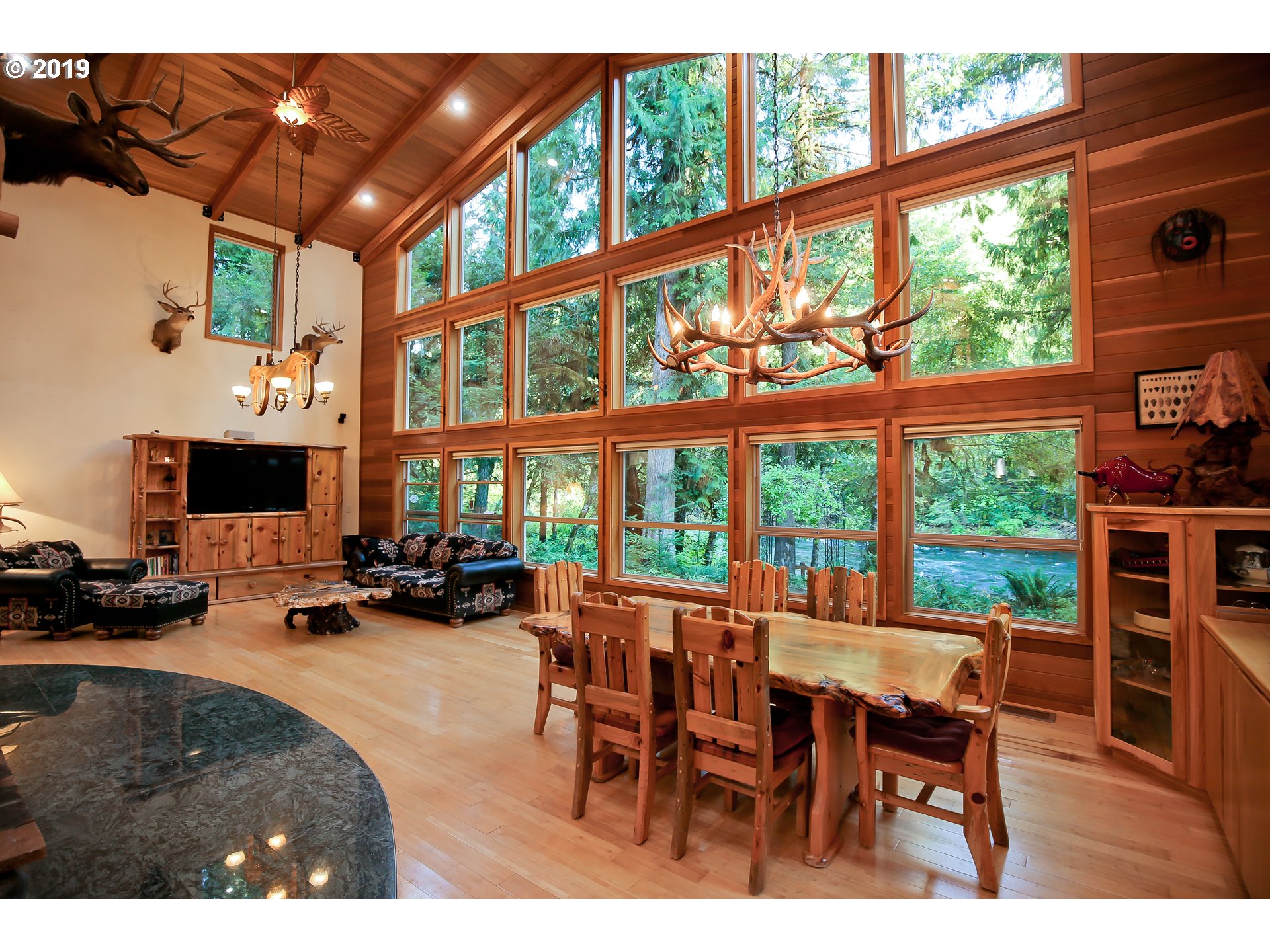 57020 North Bank Road Mckenzie Bridge, OR 97413 - Photo 4 of 31 Gallery Image 4