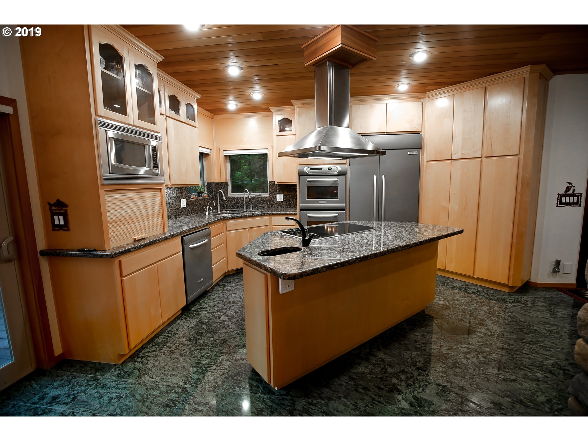 57020 North Bank Road Mckenzie Bridge, OR 97413 - Photo 7 of 31 Gallery Image 7