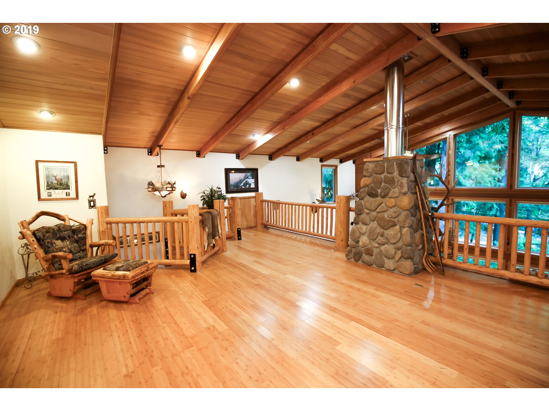 57020 North Bank Road Mckenzie Bridge, OR 97413 - Photo 9 of 31 Gallery Image 9