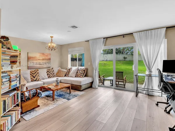 $399,000 | 1958 Discovery Circle East, Deerfield Beach, FL 33442