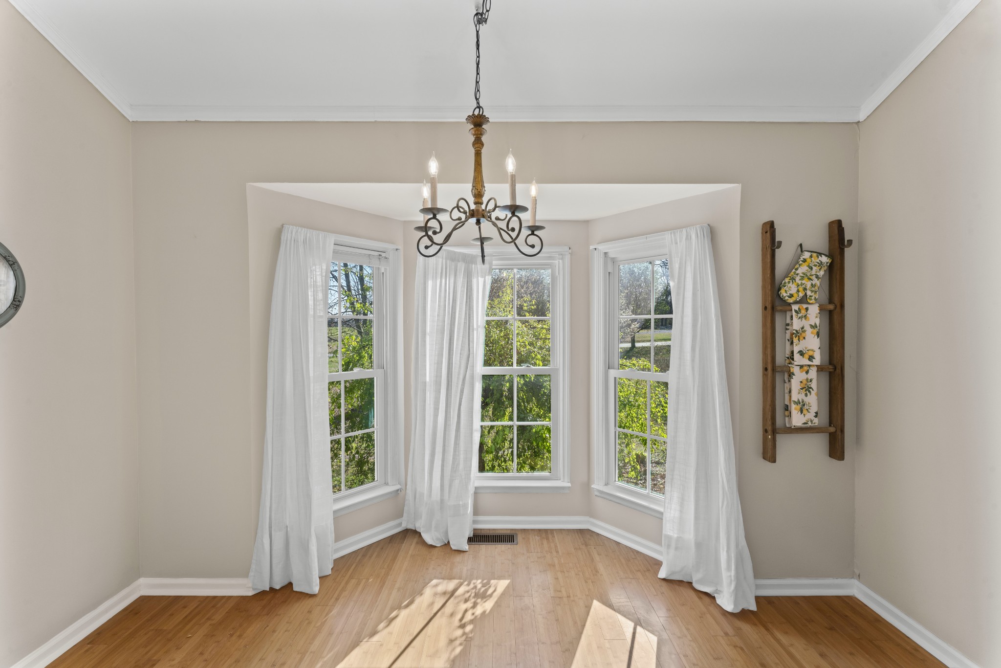 883 Raysville Road Tullahoma, TN 37388 - Photo 6 of 20 Gallery Image 6