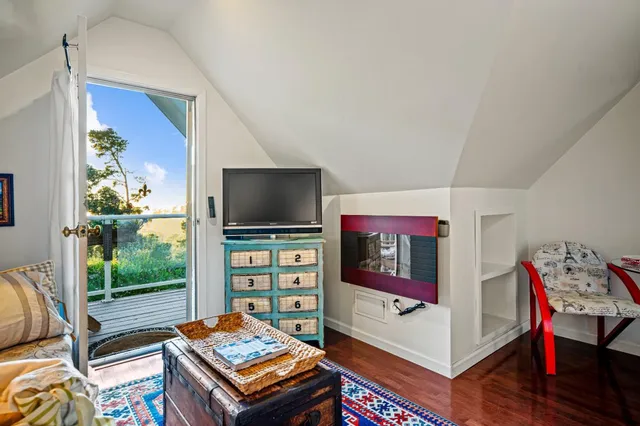 a view of a walk in closet