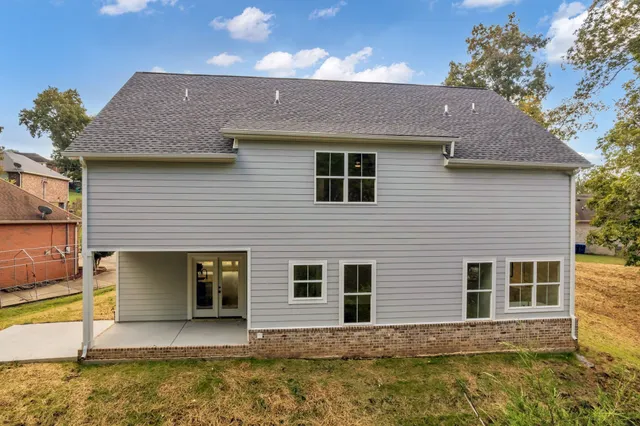 a house view with a outdoor space