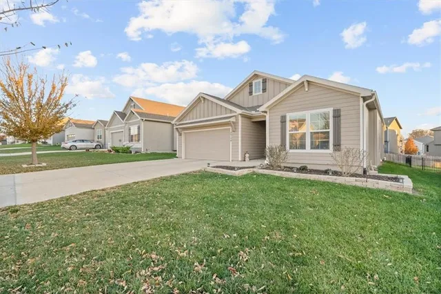 $514,000 | 25179 West 142nd Street, Olathe, KS 66061