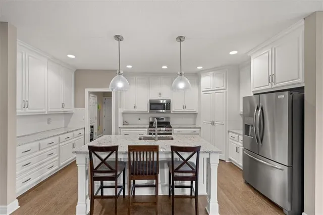 $514,000 | 25179 West 142nd Street, Olathe, KS 66061