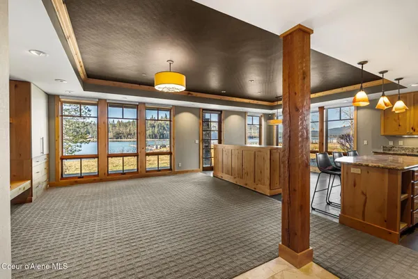 $995,000 | 651 Dover Bay Parkway, Unit 102, Dover, ID 83825