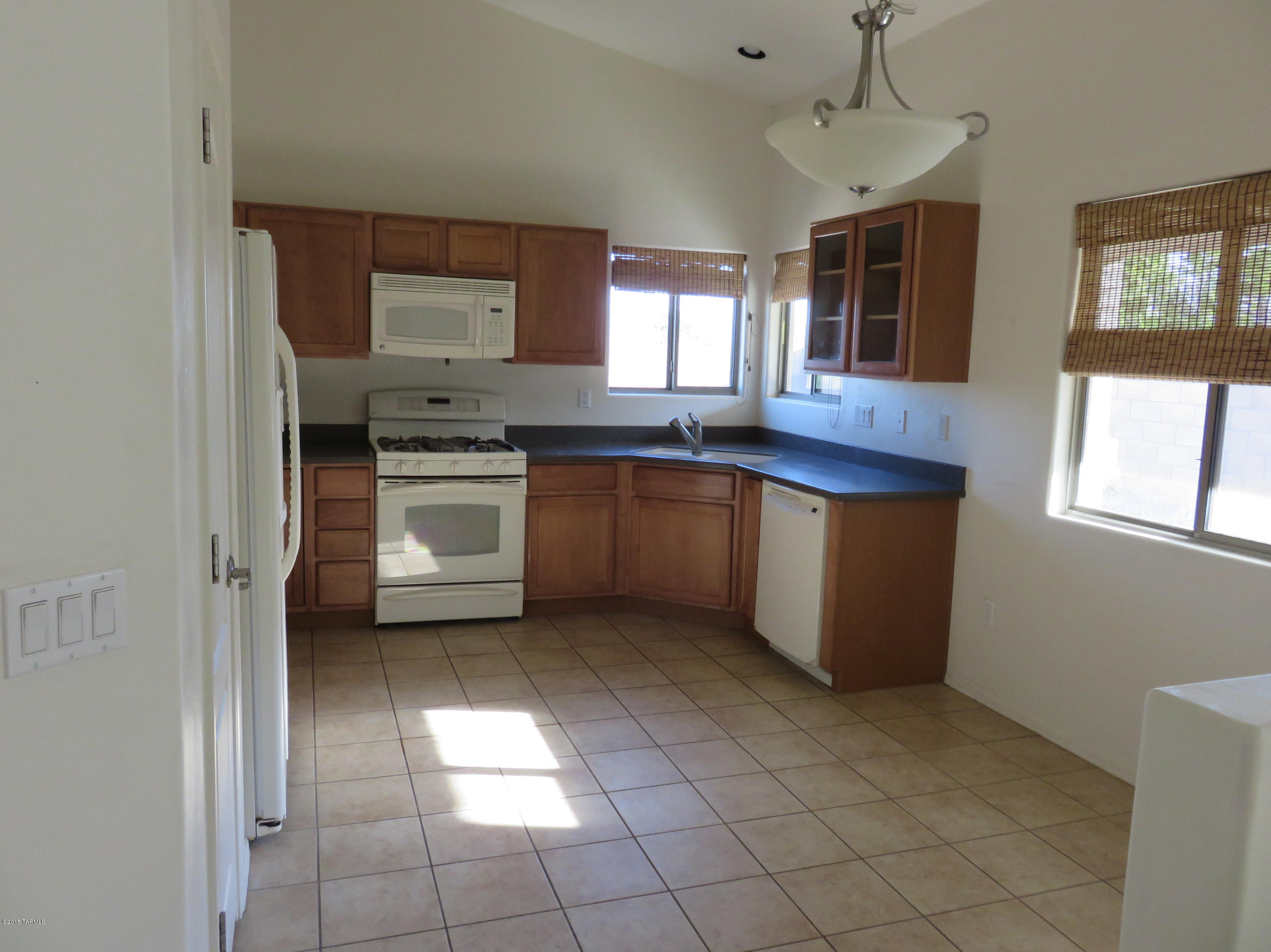 241 East Creosote Draw Road Vail, AZ 85641 - Photo 3 of 12