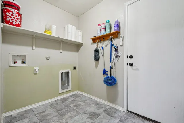 a house view with a backyard space