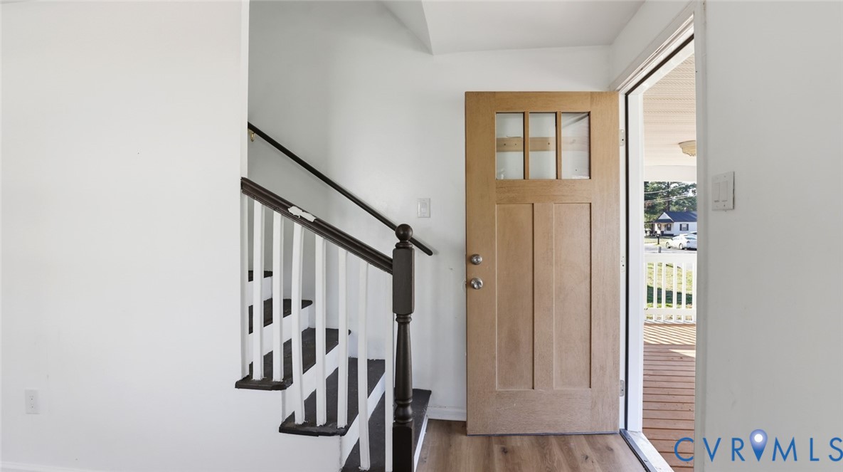 205 Cobb Street Franklin, VA 23851 - Photo 18 of 57 a view of an entryway with staircase