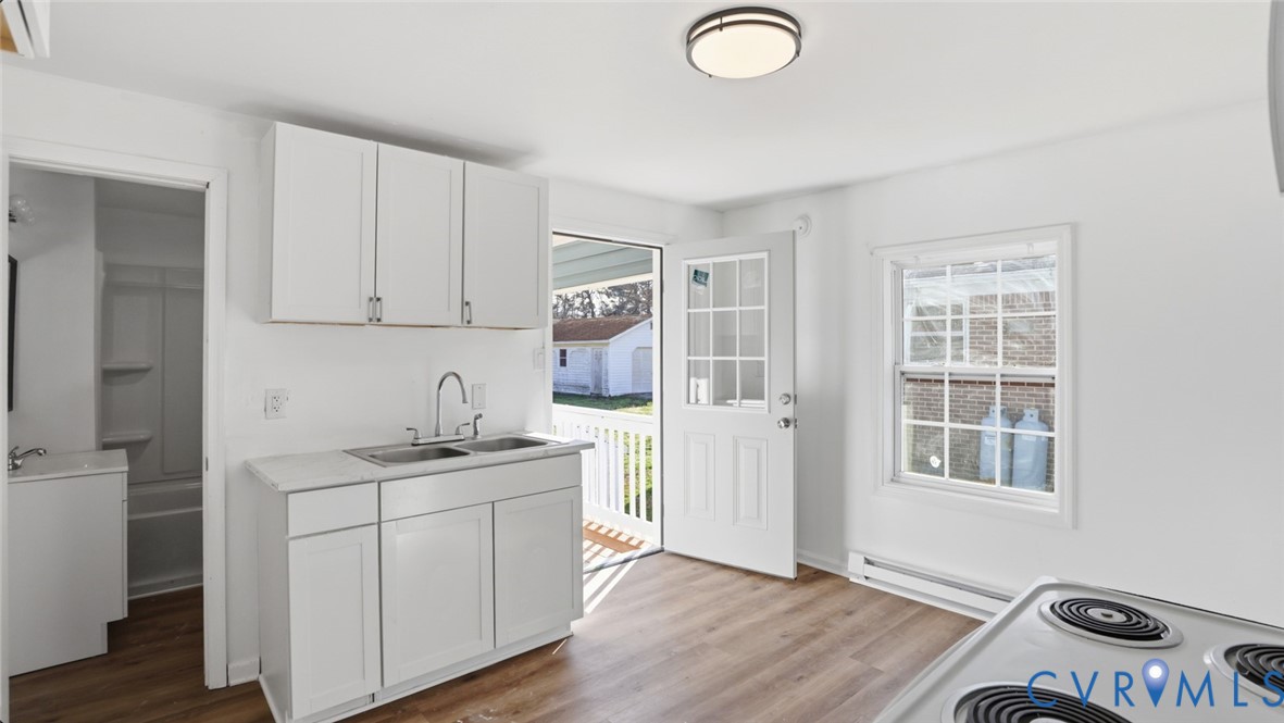 205 Cobb Street Franklin, VA 23851 - Photo 38 of 57 Kitchen featuring light countertops, light wood-st