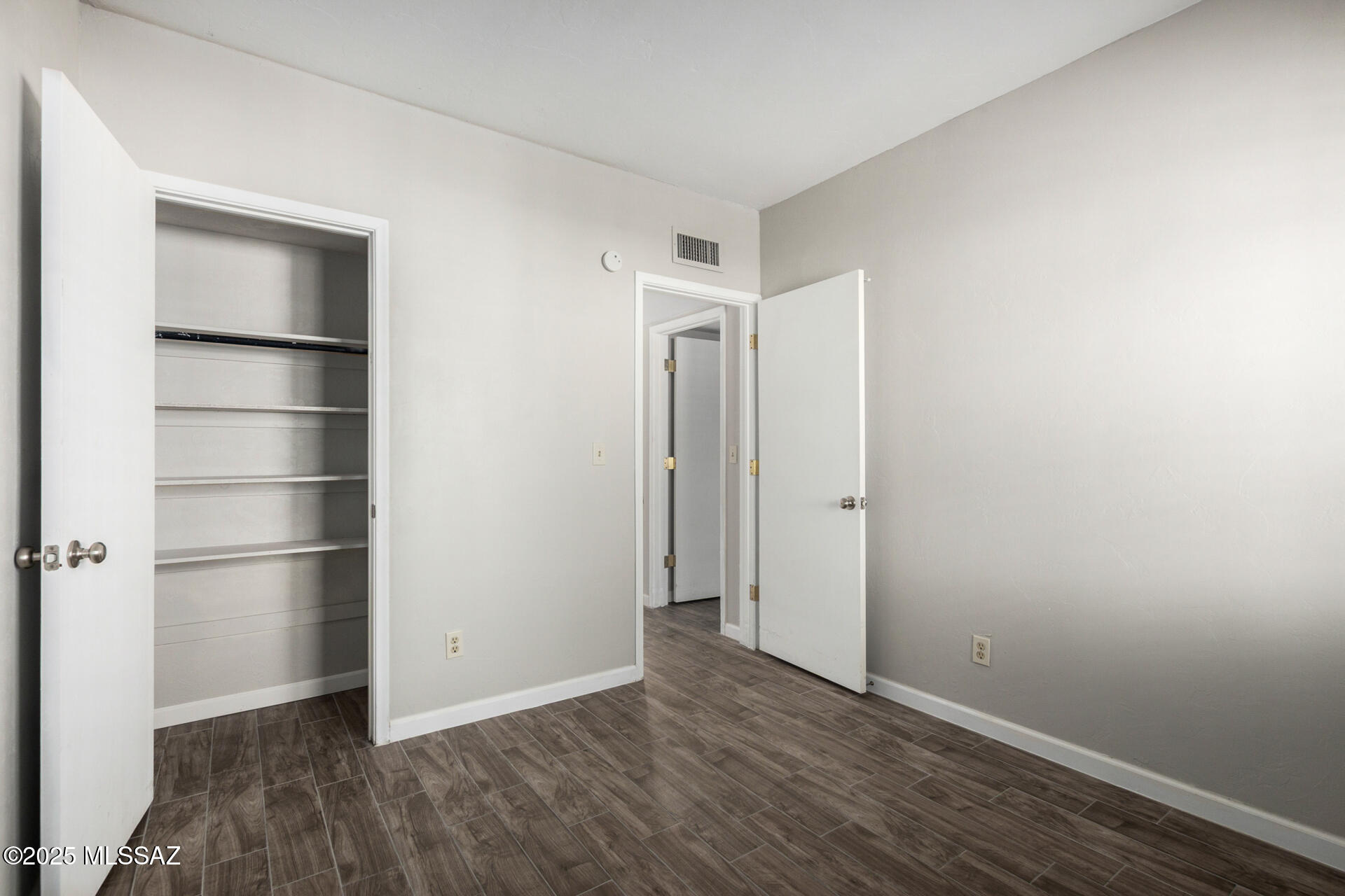 938 South Pantano Road Tucson, AZ 85710 - Photo 18 of 24 Gallery Image 18