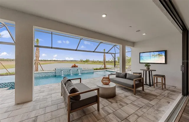 $900,000 | 16427 Sapphire Point Drive, Lakewood Ranch, FL 34211