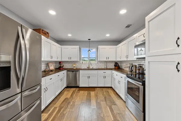$369,999 | 2799 Highway 276, Emory, TX 75440