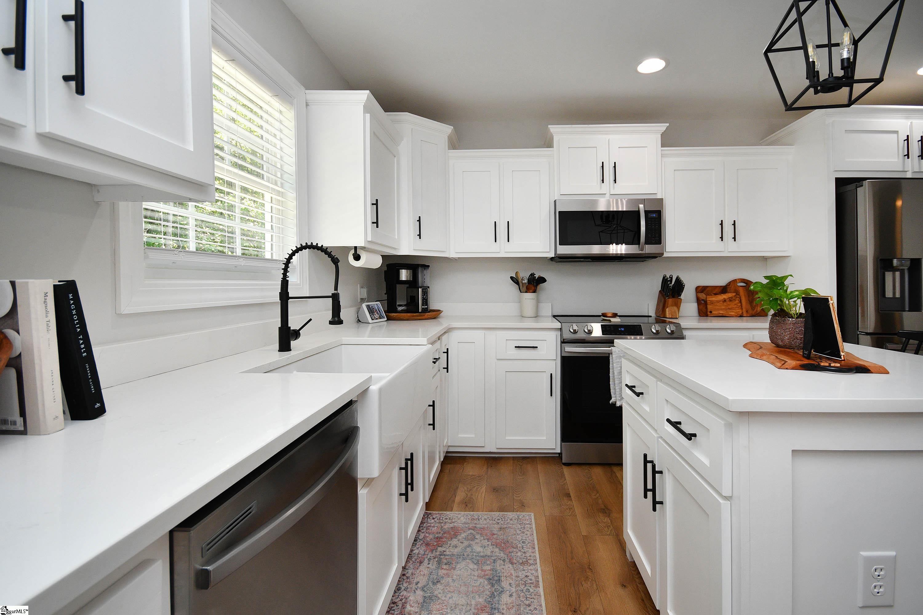 546 Edens Road Pickens, SC 29671 - Photo 9 of 30