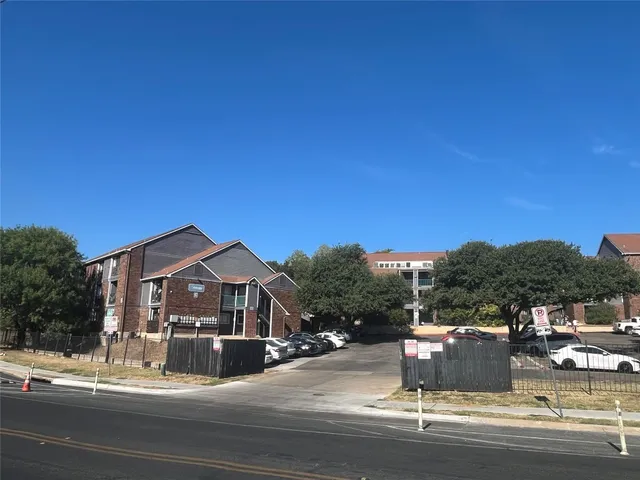 $850 | 1840 Burton Drive, Unit 184, Austin, TX 78741