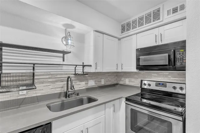 $850 | 1840 Burton Drive, Unit 184, Austin, TX 78741