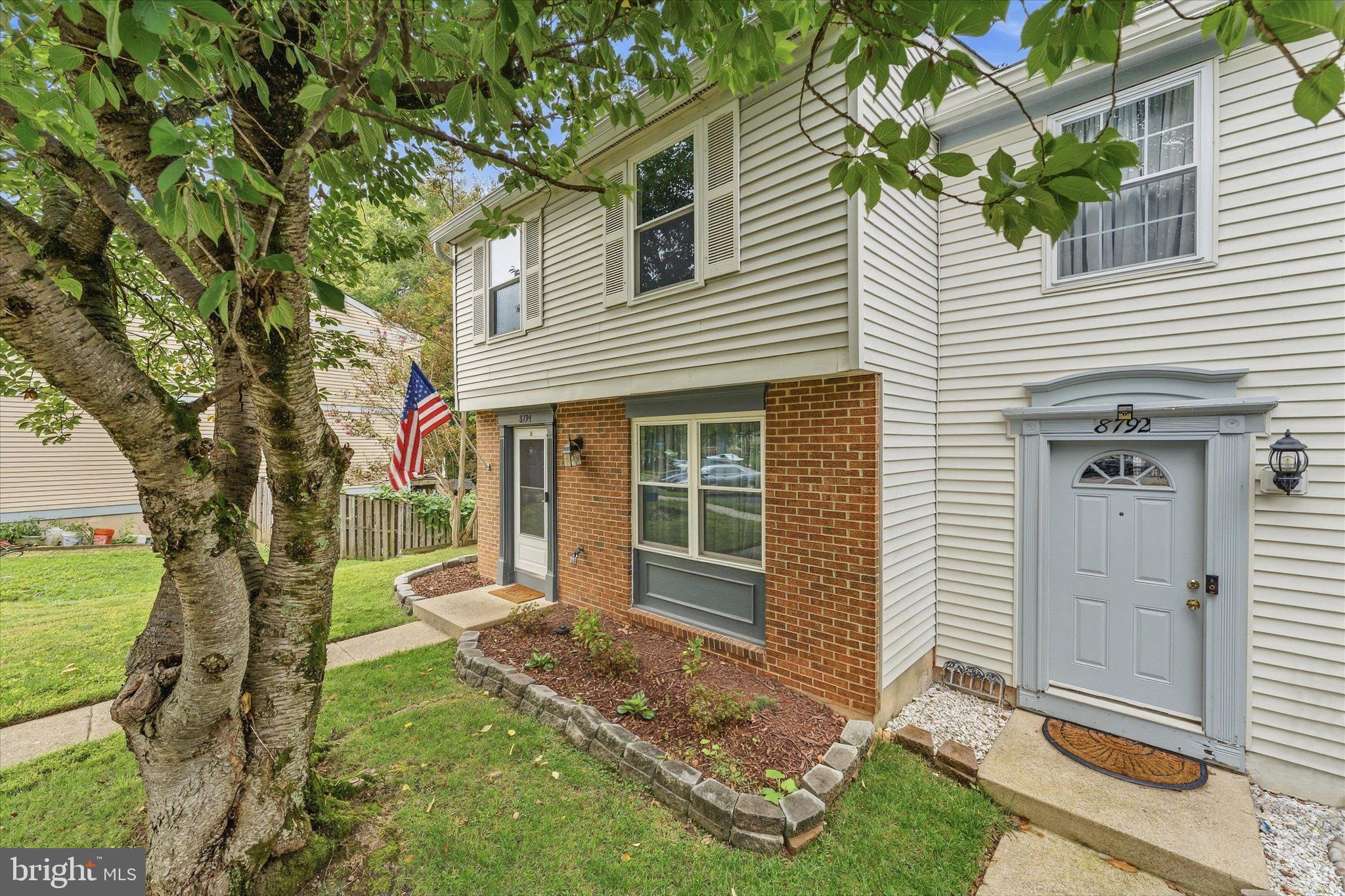 8794 Newington Commons Road Lorton, VA 22079 - Photo 2 of 29 Gallery Image 2