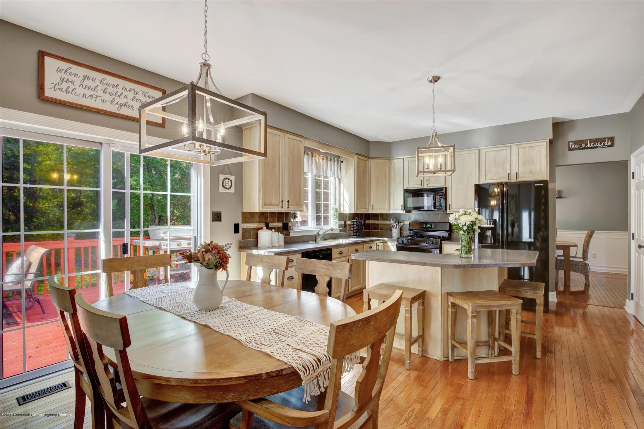 4 Gristmill Road Howell, NJ 07731 - Photo 14 of 32 16-Kitchen